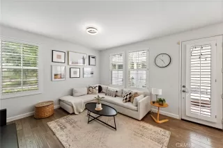 Photo #4: OC25118300 Listing 