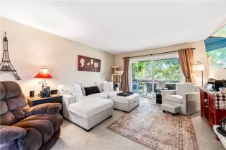 Photo #4: OC25118578 Listing