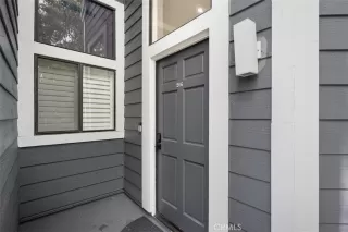 Photo #3: OC25118702 Listing 