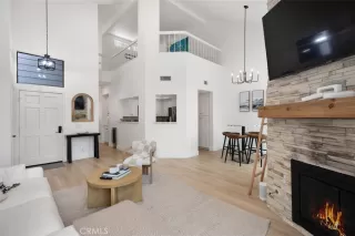 Photo #6: OC25118702 Listing 