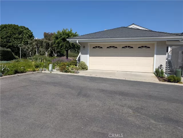 MLS: OC25119547 Condo For Sale