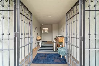 Photo #4: OC25119580 Listing 