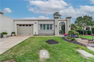 Photo #3: OC25119582 Listing 