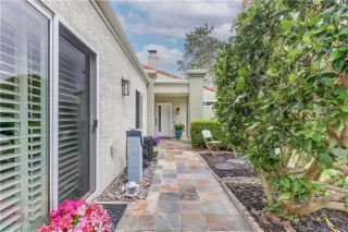 Photo #5: OC25119582 Listing 