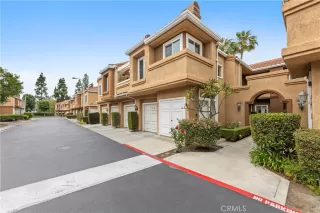 Photo #1: OC25119586 Listing 