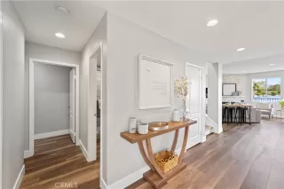 Photo #4: OC25119586 Listing 