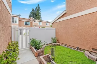 Photo #5: OC25120000 Listing 