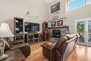 Photo #6: OC25120000 Listing 