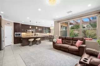 Photo #5: OC25120194 Listing 