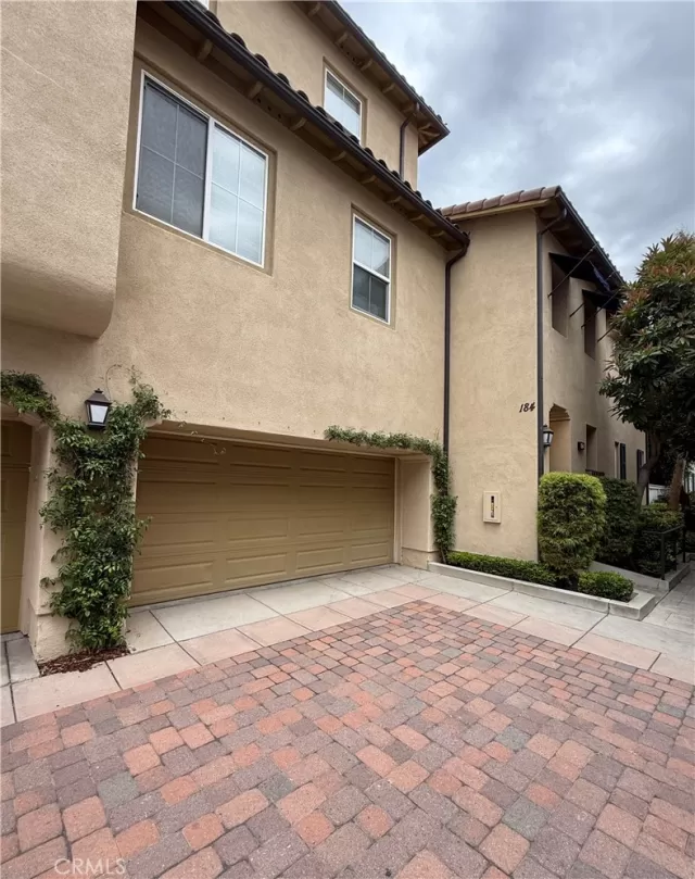 MLS: OC25120537 Condo For Sale