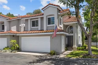 More Details about MLS # OC25120558 : 62 WILD HORSE LOOP 29