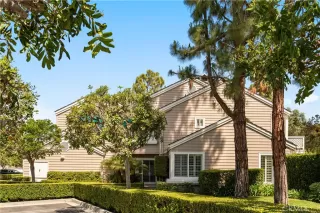 More Details about MLS # OC25121079 : 26 LAKEFRONT 76