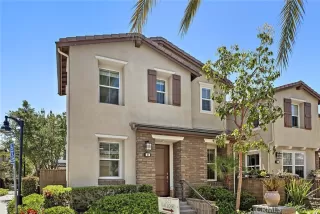 Photo #1: OC25121094 Listing 