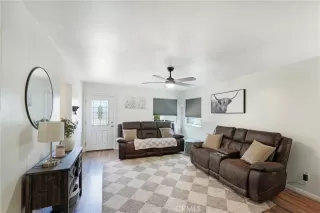 Photo #4: OC25121210 Listing 