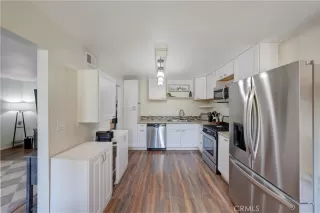 Photo #6: OC25121210 Listing 