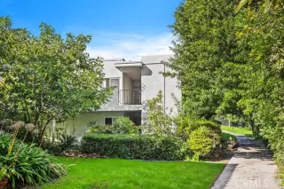 Photo #3: OC25121923 Listing 