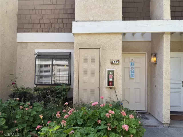 MLS: OC25121992 Condo For Sale