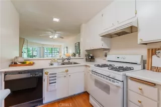 Photo #6: OC25122020 Listing 