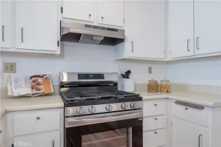 Photo #2: OC25122491 Listing 