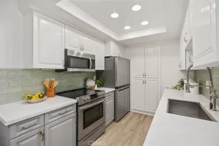 Photo #2: OC25123002 Listing 