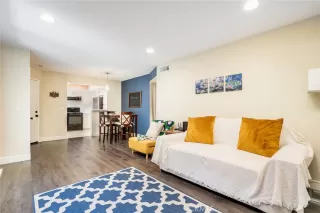 Photo #4: OC25123259 Listing