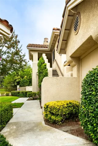 Photo #3: OC25123371 Listing 