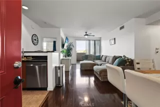 Photo #1: OC25124065 Listing 