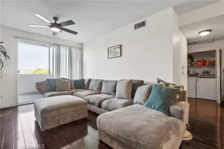 Photo #6: OC25124065 Listing 