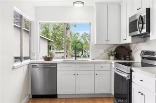 Photo #6: OC25124197 Listing 