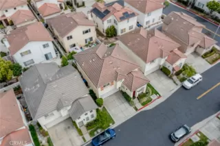 Photo #3: OC25124224 Listing