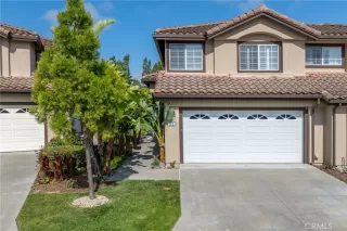 Photo #3: OC25124318 Listing 