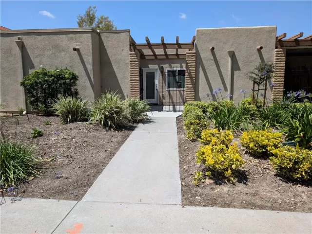 MLS: OC25124509 Condo For Sale