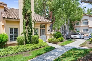 Photo #3: OC25124606 Listing 