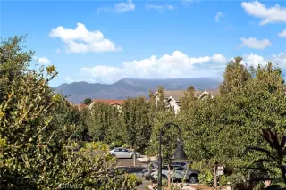 Photo #3: OC25124623 Listing 