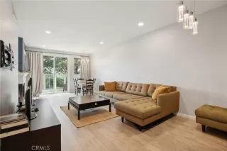 Photo #1: OC25125034 Listing