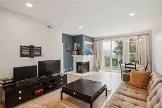 Photo #2: OC25125034 Listing