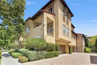 Photo #1: OC25125279 Listing 