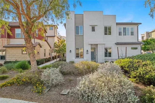 MLS: OC25125619 Condo For Sale