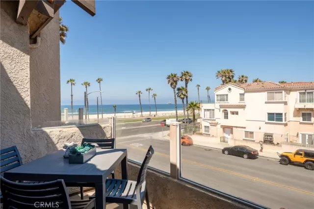 MLS: OC25126009 Condo For Sale