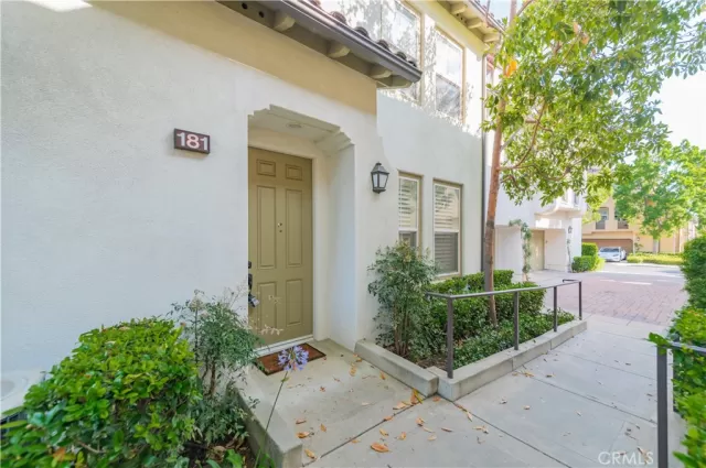 MLS: OC25126104 Condo For Sale