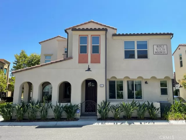 MLS: OC25127022 Condo For Sale