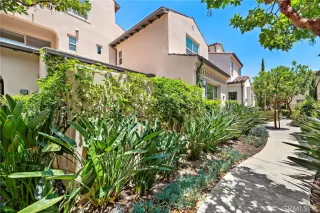 Photo #2: OC25127106 Listing 