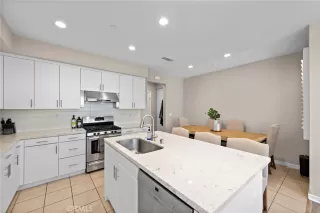 Photo #6: OC25127106 Listing 