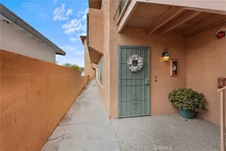 Photo #4: OC25127194 Listing