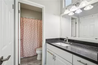 Photo #6: OC25127305 Listing 