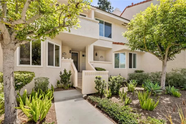 MLS: OC25127372 Condo For Sale