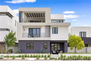 More Details about MLS # OC25128062 : 2126 AIRSHIP AVE