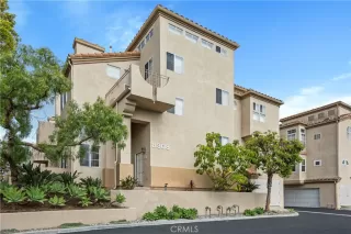 Photo #1: OC25128215 Listing 