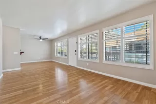 Photo #4: OC25128685 Listing 