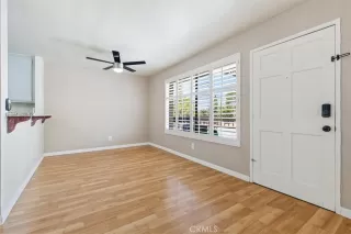 Photo #6: OC25128685 Listing 